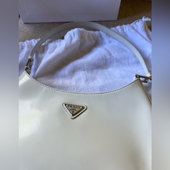 Prada Cleo in white like new worn twice purchased for just under 5k - Picture 5 of 6